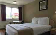 Bedroom 5 Sea-Tac Airport Value Inn