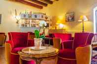 Bar, Kafe, dan Lounge Auberge de Tavel