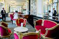 Bar, Cafe and Lounge Grand Hôtel Gallia & Londres Spa NUXE