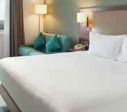 Kamar Tidur 4 Hilton Garden Inn London Heathrow Airport