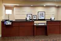 Lobby Hampton Inn & Suites Texarkana