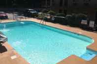 Swimming Pool Americas Best Value Inn Malvern