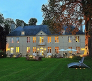 Exterior 2 Château de Bellefontaine