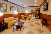 Lobby Days Hotel by Wyndham North Bergen /NYC Area