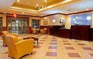 Lobby 4 Days Hotel by Wyndham North Bergen /NYC Area