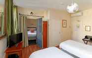 Bedroom 7 Hotel Les Pasteliers