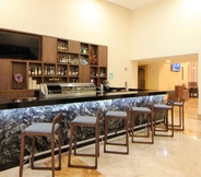 Bar, Cafe and Lounge 2 Holiday Inn Monterrey Valle, an IHG Hotel