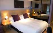 Kamar Tidur 7 Beales Hotel