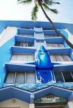 Luar Bangunan 4 Holiday Surf Hotel