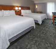 Bedroom 6 Courtyard by Marriott Albany