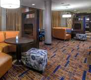 Bar, Cafe and Lounge 4 Courtyard by Marriott Albany
