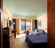 Bedroom 6 Apostolata Island Resort & Spa