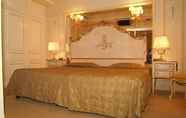 ห้องนอน 5 Champagne Palace Hotel