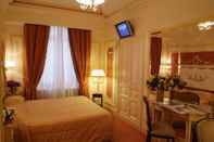 Kamar Tidur Champagne Palace Hotel