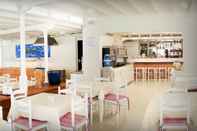Bar, Cafe and Lounge Apartamentos LIVVO Las Gaviotas