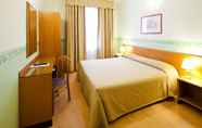 Kamar Tidur 2 Hotel Terminus & Plaza