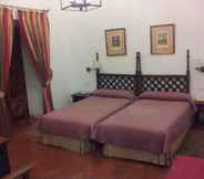 Bilik Tidur 2 Parador De Guadalupe Caceres