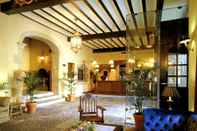 Lobby Parador De Santillana De Gil Blas