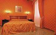 Kamar Tidur 2 Hotel Villa Rosa
