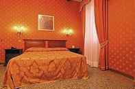 Bedroom Hotel Villa Rosa