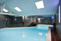 Swimming Pool Hotel Kyriad Dijon - Gare