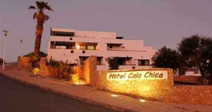 ภายนอกอาคาร Hotel Cala Chica