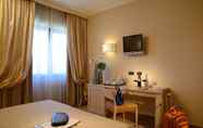 Bedroom 6 Best Western Hotel Rome Airport