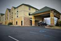 Ruang Umum Quality Inn Hackettstown - Long Valley