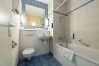 Toilet Kamar Hotel Campanile Gent