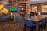 บาร์ คาเฟ่ และเลานจ์ Courtyard by Marriott Newark-University of Delaware