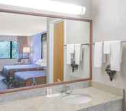 In-room Bathroom 2 Super 8 by Wyndham Brinkley