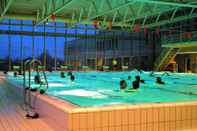 Swimming Pool Hotel Sempachersee