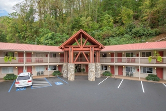 Exterior 4 Econo Lodge