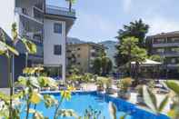 Swimming Pool Arco Smart Hotel