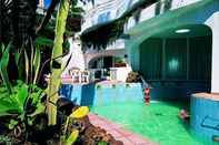 Swimming Pool Hotel Mare Blu