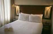 Bedroom 7 Hotel 224