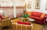 Lobi 5 Sleep Inn & Suites Virginia Horse Center