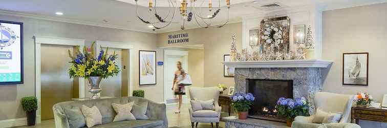 Lobby Salem Waterfront Hotel & Suites