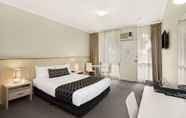 Bedroom 7 Adelaide Road Motor Lodge