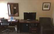 Bilik Tidur 7 Quality Inn & Suites Ann Arbor Hwy 23