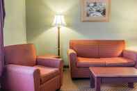 Khu vực công cộng Quality Inn & Suites Ann Arbor Hwy 23