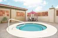 Kemudahan Hiburan La Quinta Inn & Suites by Wyndham Laredo Airport