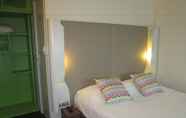 Kamar Tidur 6 Hotel Campanile Saint Etienne Est - Saint Chamond