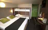 Bedroom 2 Hotel Campanile STRASBOURG - Lingolsheim