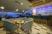 Quầy bar, cafe và phòng lounge Hotel Tolo