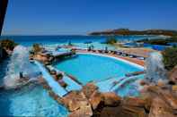 Swimming Pool COLONNA GRAND HOTEL CAPO TESTA, a Colonna Luxury Beach Hotel, Santa Teresa Sardegna