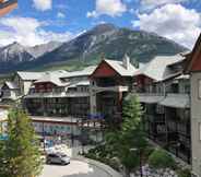 Exterior 3 Lodges at Canmore