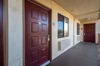 Lobby California Inn & Suites Rancho Cordova - Sacramento