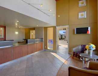 Lobi 2 California Inn & Suites Rancho Cordova - Sacramento