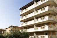 Kolam Renang Aparthotel Adagio Access Nice Magnan